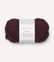 Indlæs billede til gallerivisning Louvre Sweater - strikkekit [Peer Gynt] PetiteKnit
