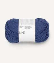 Indlæs billede til gallerivisning Ankers Sommerbluse - strikkekit [Line] PetiteKnit

