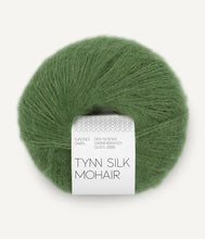 Indlæs billede til gallerivisning Kumulus Bluse PetiteKnit strikkekit [Tynn Silk Mohair]
