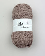 Indlæs billede til gallerivisning Plain Yoke Tee 19 garnpakke [Ida byPermin]
