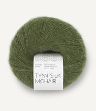 Indlæs billede til gallerivisning Kumulus Bluse PetiteKnit strikkekit [Tynn Silk Mohair]
