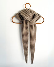 Indlæs billede til gallerivisning Birk Shawl strikkekit [baby alpaca]
