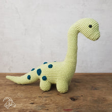Indlæs billede til gallerivisning Dino Brontosaurus hæklekit
