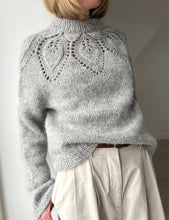 Indlæs billede til gallerivisning Dahlia Sweater
