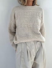 Indlæs billede til gallerivisning Porcelain Damask Sweater
