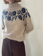 Indlæs billede til gallerivisning Rosie Yoke Sweater
