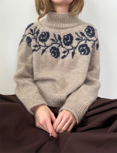 Indlæs billede til gallerivisning Rosie Yoke Sweater
