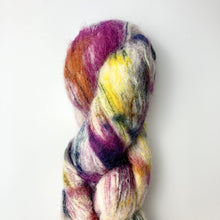 Indlæs billede til gallerivisning Lang Yarns Muse hand dyed lilla/gul/grøn [0002]
