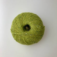 Indlæs billede til gallerivisning Mondial Super Tweed Merino lys grøn [427]
