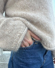 Indlæs billede til gallerivisning Opskrift på Cloud Sweater fra PetiteKnit
