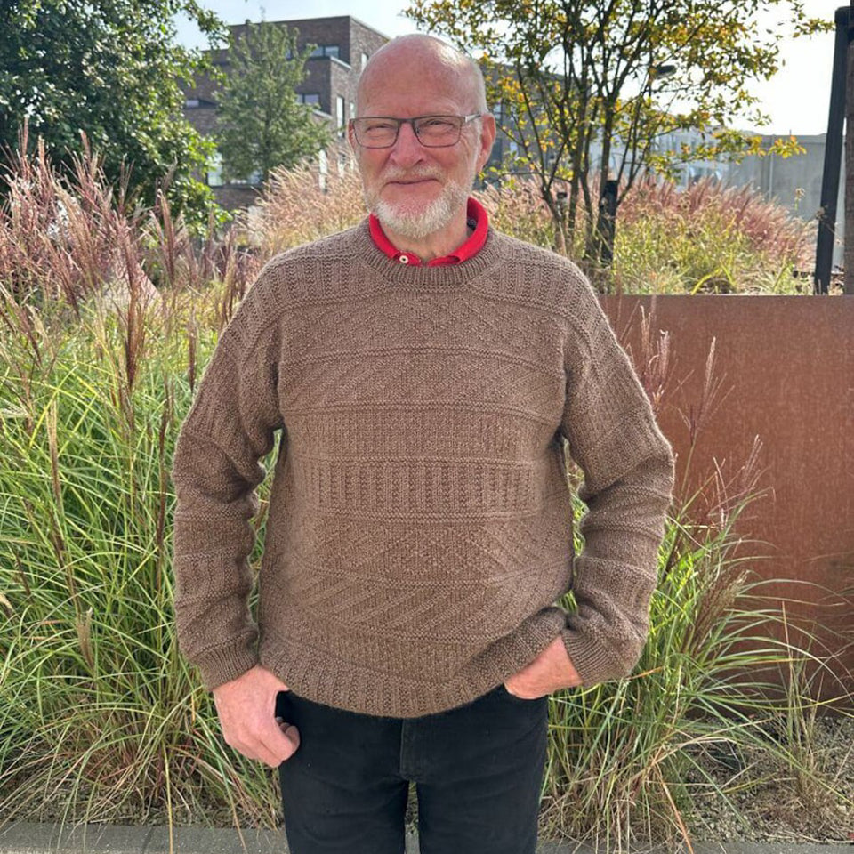 Opskrift på Storm Sweater Man fra PetiteKnit