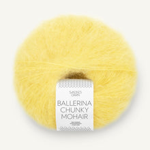 Indlæs billede til gallerivisning Sandnes Garn Ballerina Chunky Mohair lemon [9004]
