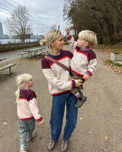 Indlæs billede til gallerivisning Cross Sweater
