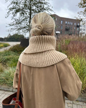 Indlæs billede til gallerivisning November Neck
