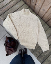 Indlæs billede til gallerivisning Saga Sweater
