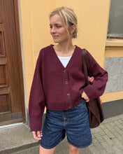 Indlæs billede til gallerivisning Scarlet Cardigan

