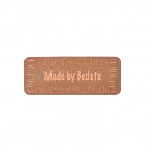 Label brun læder - made by bedste