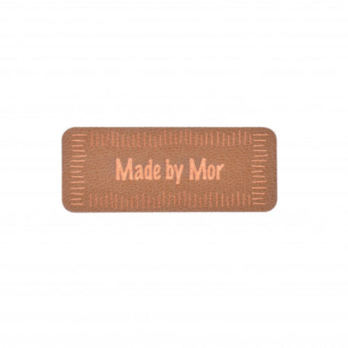 Label brun læder - made by mor
