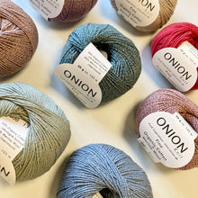 Indlæs billede til gallerivisning Onion Knit Fino Organic Cotton+Merino Wool rød [510]
