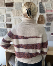 Indlæs billede til gallerivisning Opskrift på Sycamore Sweater fra PetiteKnit
