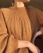 Indlæs billede til gallerivisning Opskrift på Sunday Sweater - Mohair Edition fra PetiteKnit
