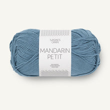 Indlæs billede til gallerivisning Sandnes Garn Mandarin Petit jeansblå [9463]
