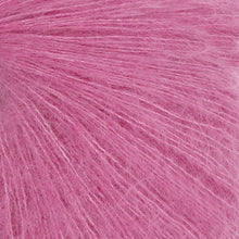 Indlæs billede til gallerivisning Sandnes Garn Tynn Silk Mohair shocking pink [4626]
